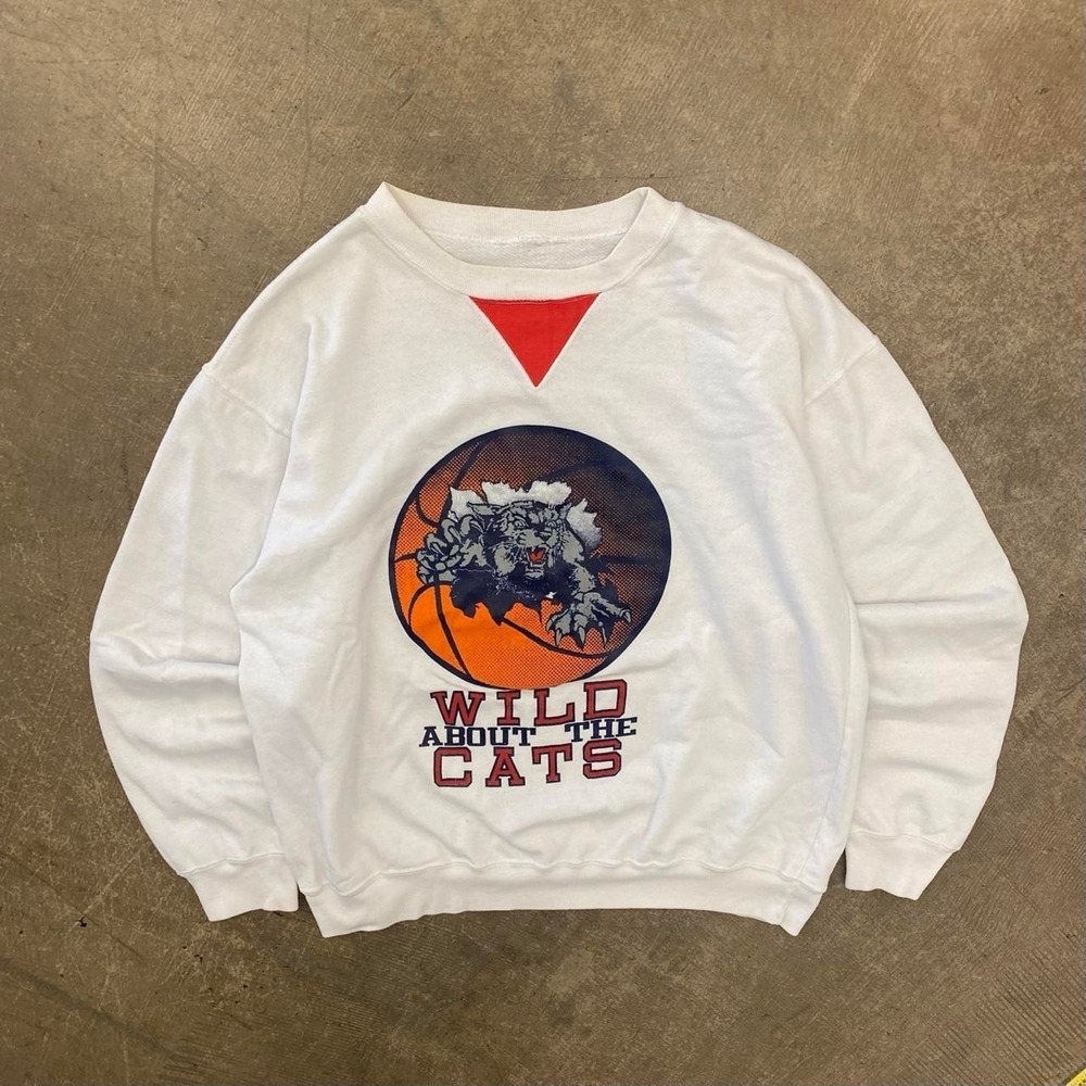 Vintage Arizona Wildcats College Basketball Wild About The Cats  Sweatshirt L